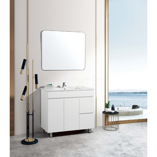 Free Mixer & Plugwaste Package Deal Windsor 900mm R Bathroom Vanity Wash Basin