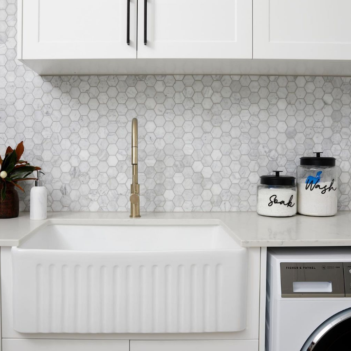 Baiachi 605X455X255mm Butler Farmhouse Fireclay Kitchen Laundry Sink Brushed Gold Waste