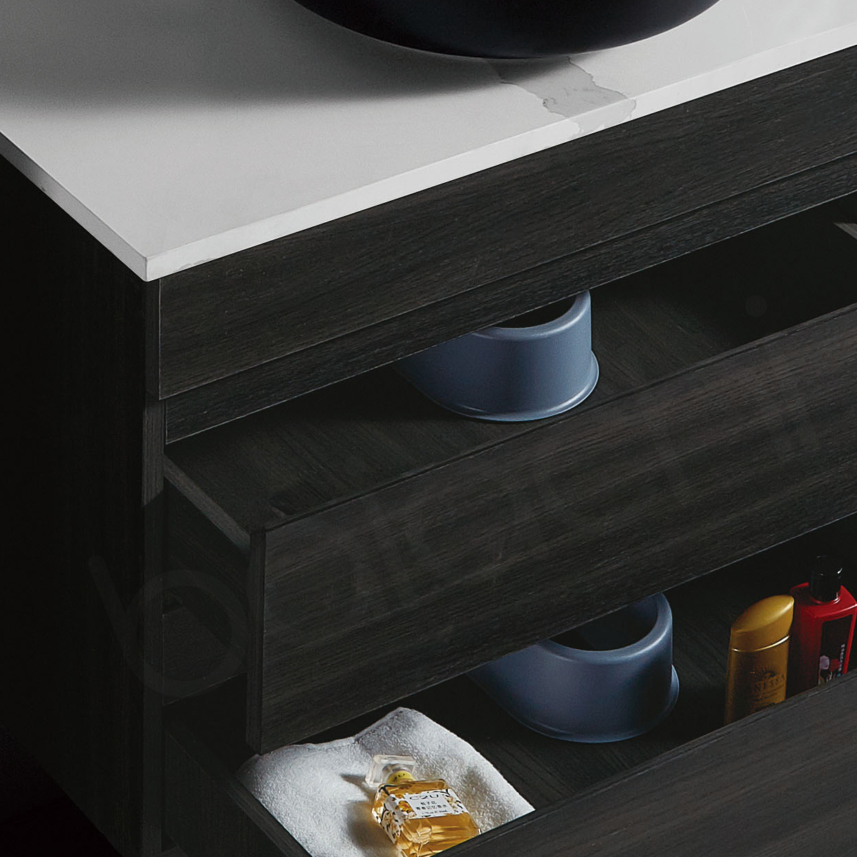 Vellena 600mm PVC Water Proof Empire Oak Bathroom Vanity Calacatta Quartz Stone