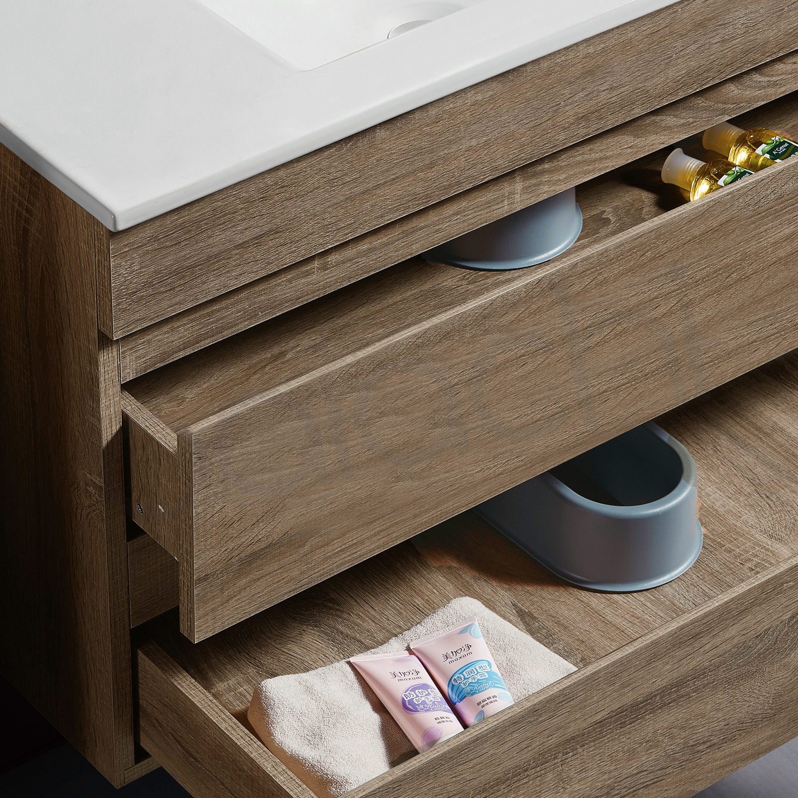 Vellena 750mm PVC Water Proof Prime Oak Wall Hung Bathroom Vanity Calacatta Quartz Stone